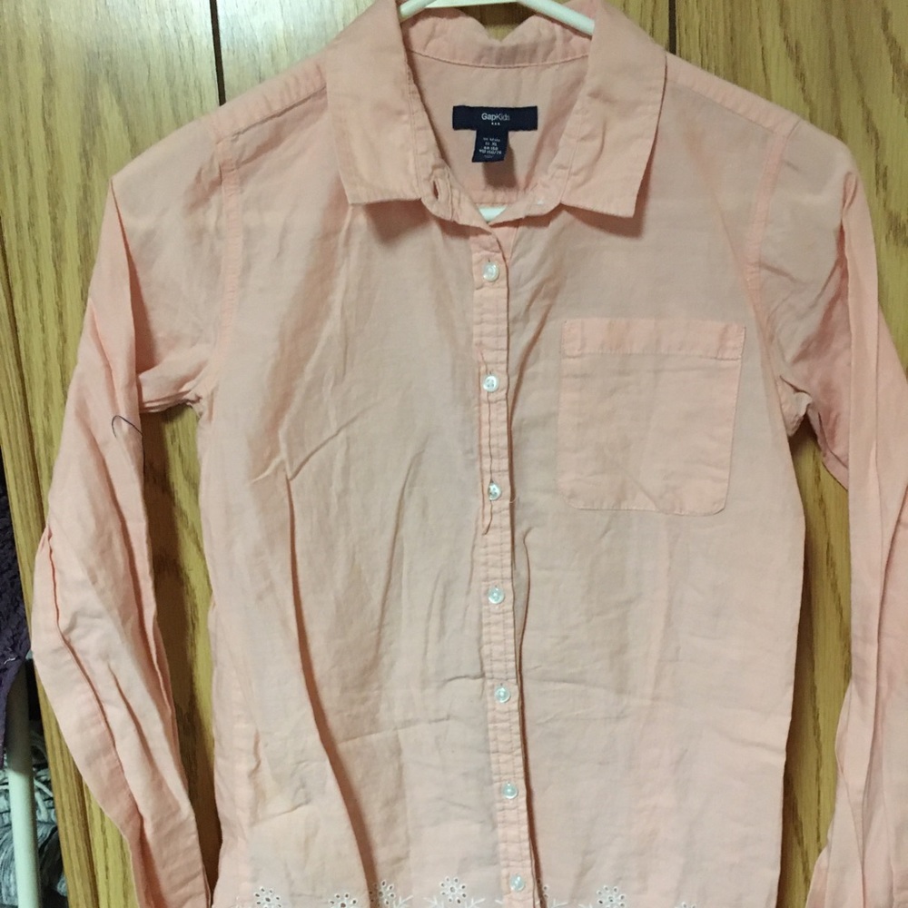 6 for $10. Gapkids long sleeve top